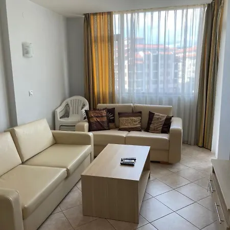 с една спалня 521,aparthotel Poseidon Апартаменты *